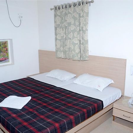 Hotel Kuber Nagpur Luaran gambar